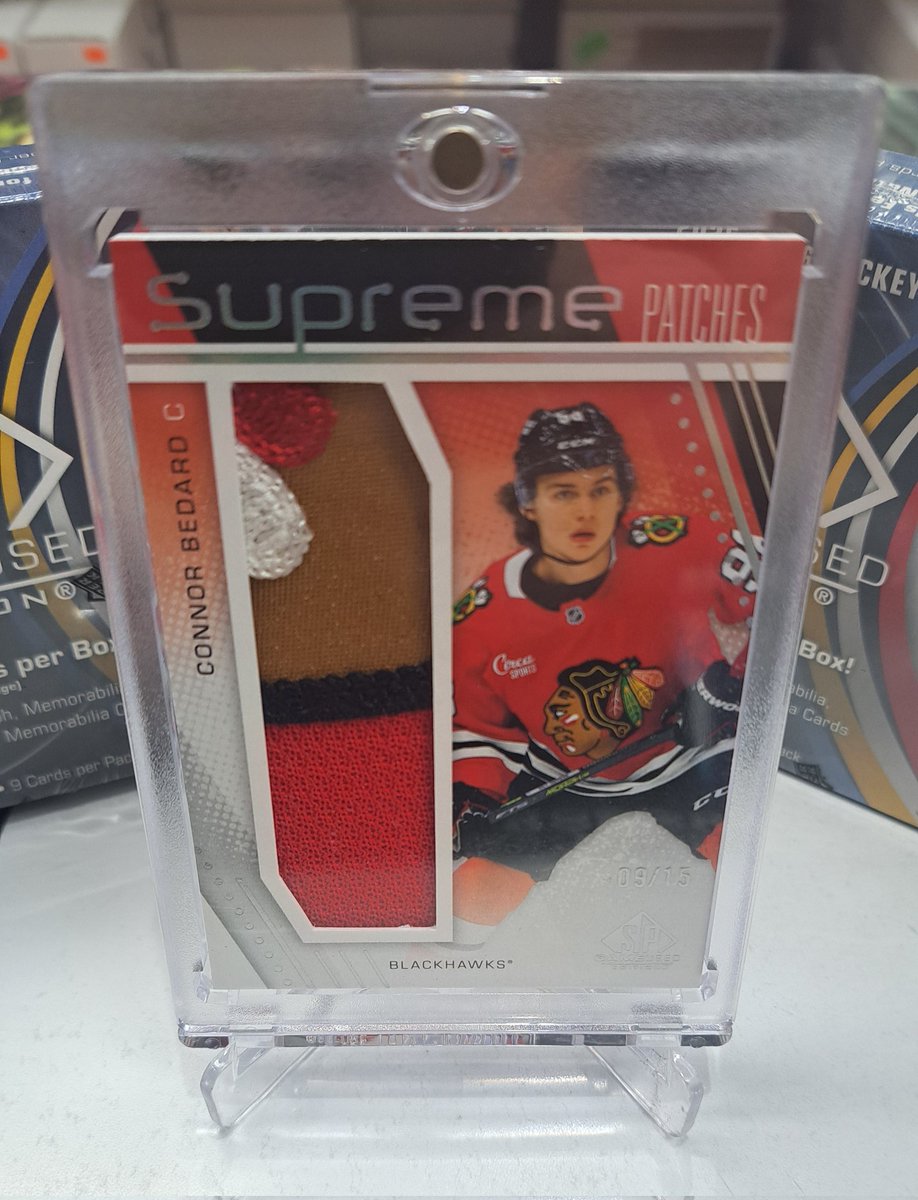RedNailsII's tweet image. Supreme patchs Bedard /15 from 2025/26 @UpperDeckSports Game Used.  @CardPurchaser