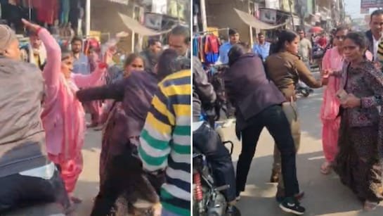 RXSingh073's tweet photo. पुलिस के सामने ही महिला वकील और महिलाओं के बीच चले लात-घूंसे- Video

यूपी के हापुड़ में महिला वकील और महिलाओं के बीच जमकर लात-घूंसे चले हैं. हैरानी वाली बात है कि इस दौरान वहां पुलिस भी थी. पुलिस ने बीच-बचाव की कोशिश की लेकिन महिलाएं रुकी नहीं. https://t.co/4yH8vAAj3u