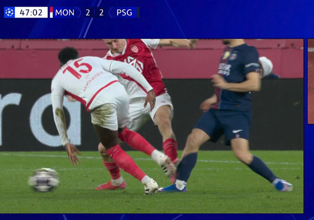 Instant Foot ⚽️ tweet media