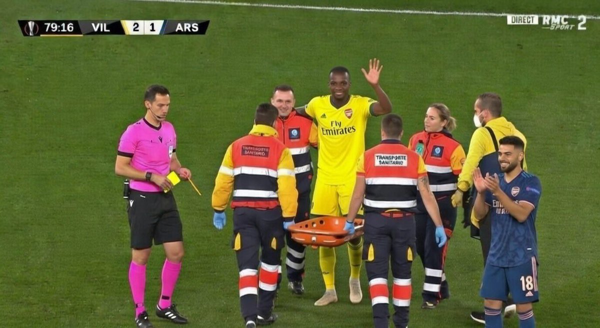 15 minutes de jeu plus tard : 

On égalise 
Le remplaçant du ballon d’or marque 
Monaco se prend un carton rouge