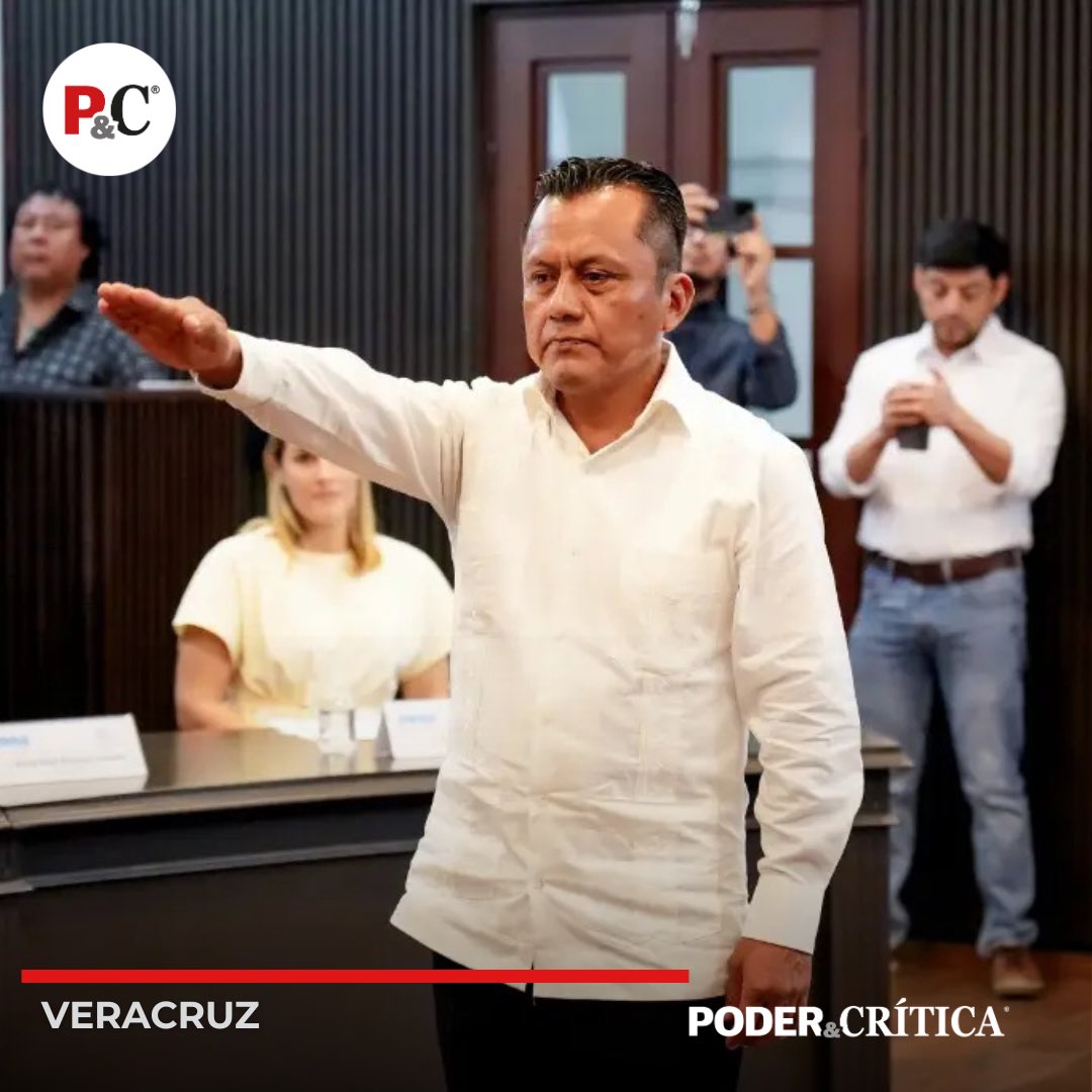 #Veracruz | Ubaldo Vidal Martínez Asume la Dirección de la Policía Municipal de Boca del Río

poderycritica.com/ubaldo-vidal-m…