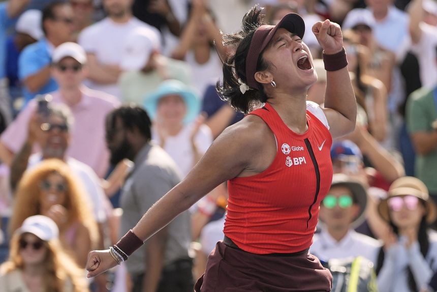 ALEX EALA 🇵🇭 becomes the youngest Asian woman to have top 10 wins in multiple Tier 1/WTA 1000 events

Naomi Osaka - 20 years &amp; 350 days old. 

𝐀𝐥𝐞𝐱 𝐄𝐚𝐥𝐚 - 𝟐𝟎 𝐲𝐞𝐚𝐫𝐬 &amp; 𝟐𝟔𝟖 𝐝𝐚𝐲𝐬 𝐨𝐥𝐝.