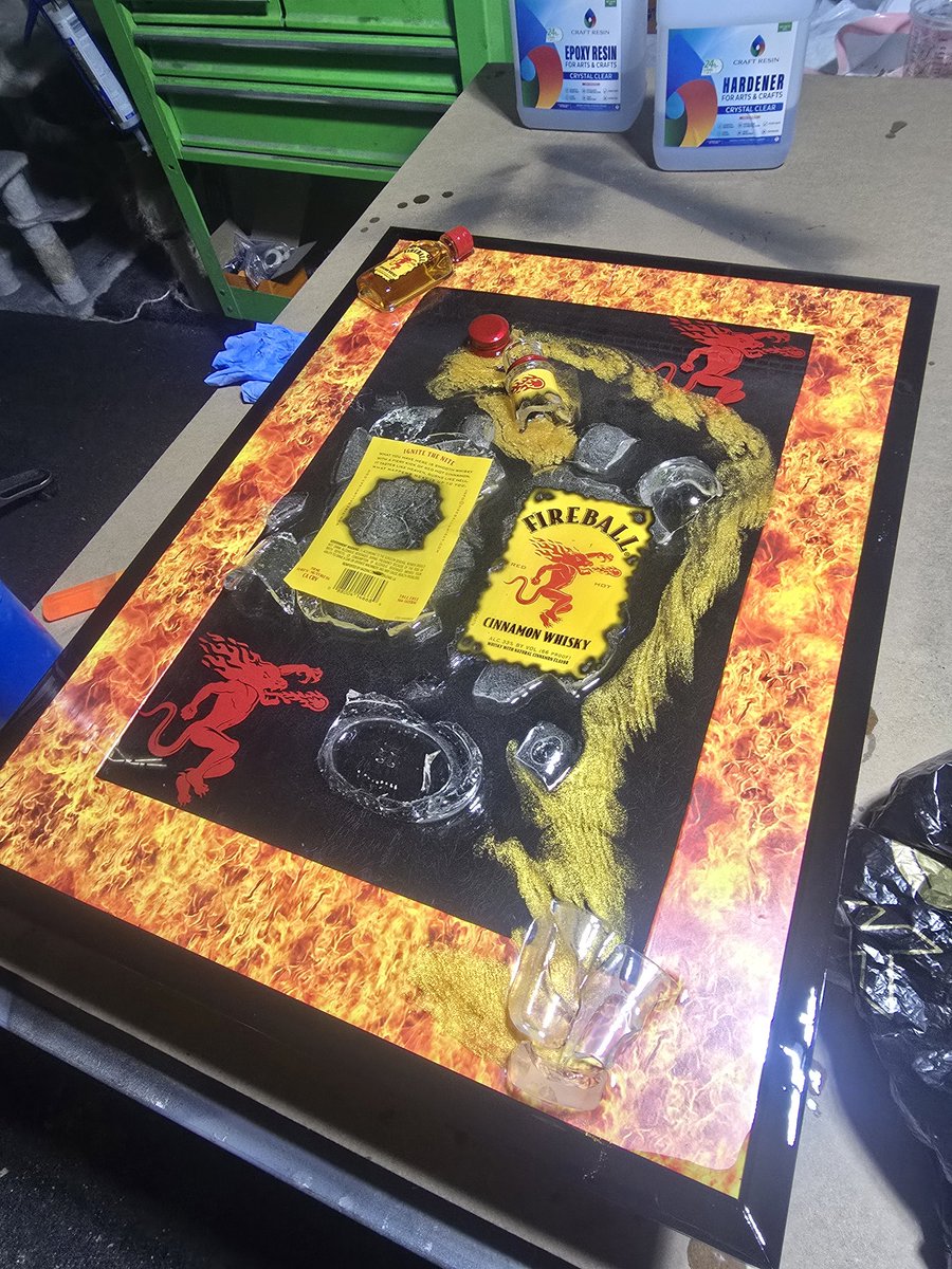 bitterpillrods's tweet photo. #art #fireball #fire https://t.co/X96OiOTN1V