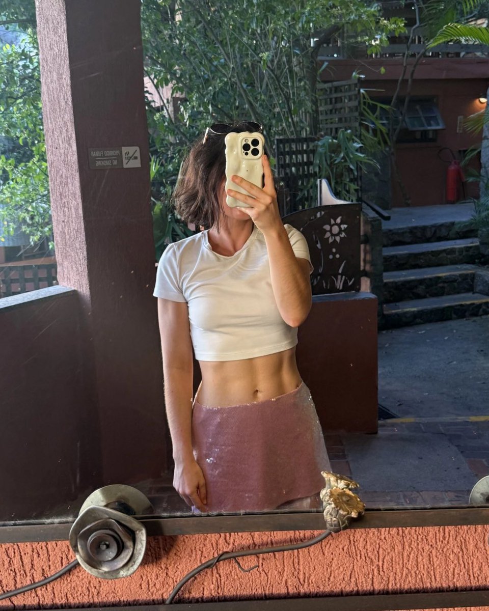 Avery Page • Calgary 04/13-16 • Toronto 04/21-26 • tweet media