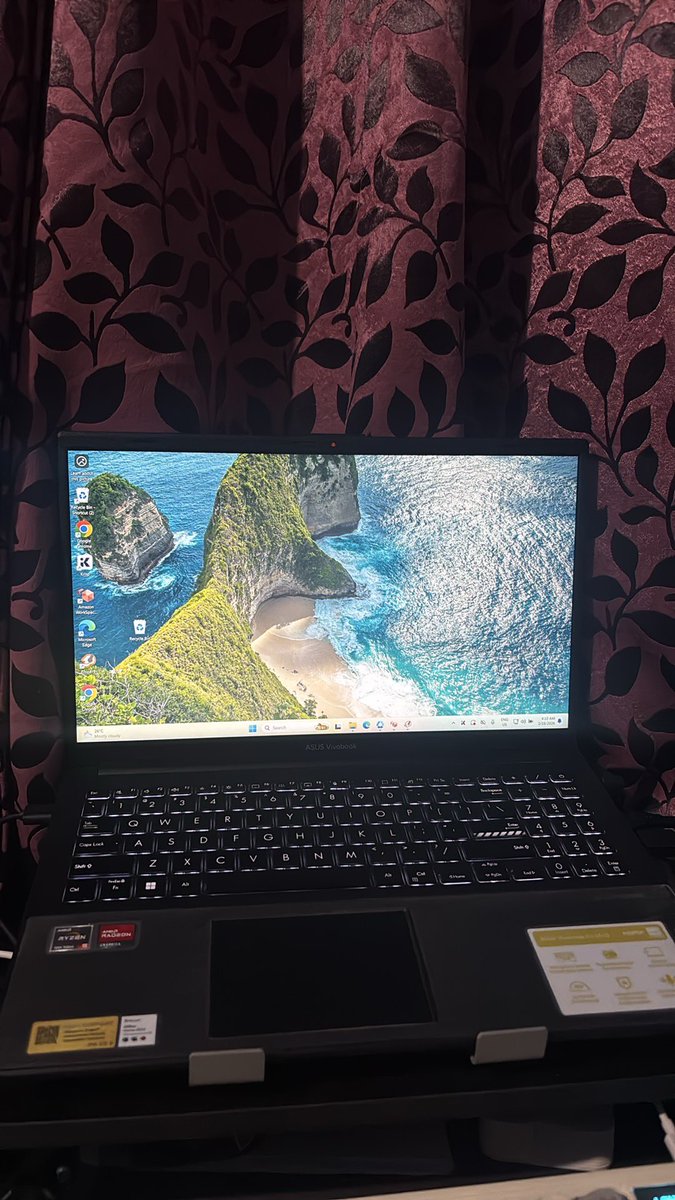arcmustsleep's tweet photo. wts lfb p

♡̷ Asus Vivobook Go 15.6 
    ╰₱ 28,000

𓄴 SSD: 512 GB | smooth in and out !
𓄴 2 months old - w/ receipt and under warranty
𓄴 complete inclu: orig box and asus bag
𓄴 bought for 36k in megamall
𓄴 comes with lifetime microsoft office

📍 lalamove/meet-up taytay https://t.co/x1Jplv9Pzu
