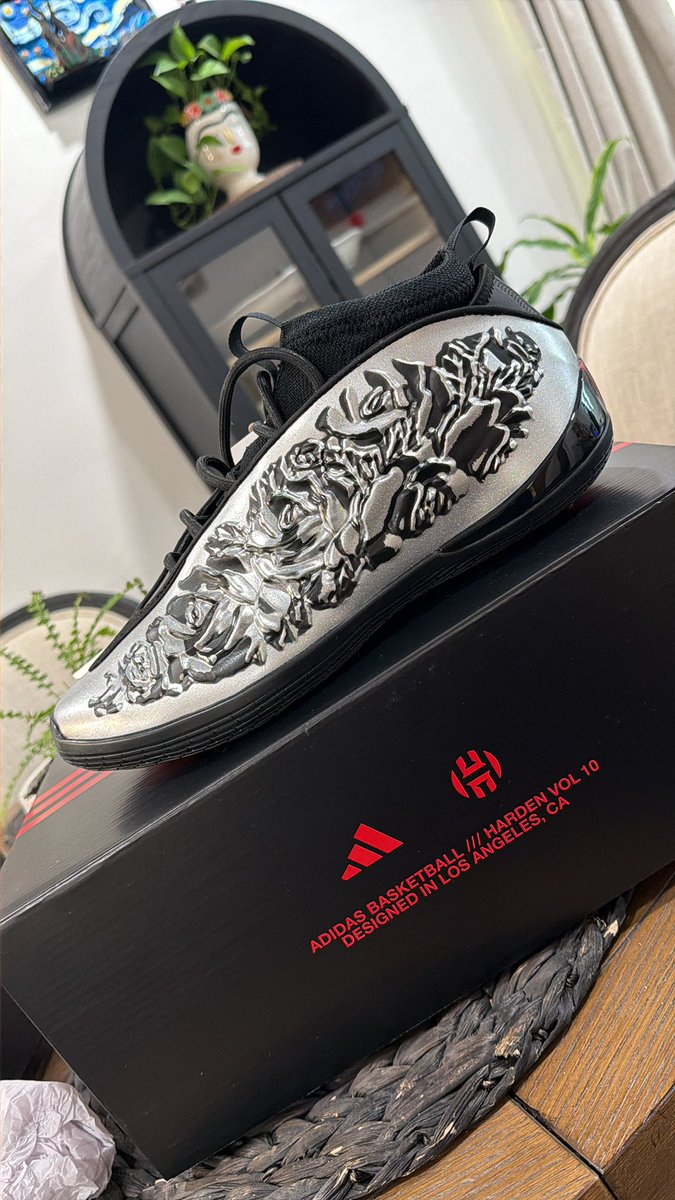 My All Star weekend pick up just came in yall went crazyy😮‍💨🔥 <a href="/adidas/">adidas</a> <a href="/JHarden13/">James Harden</a>