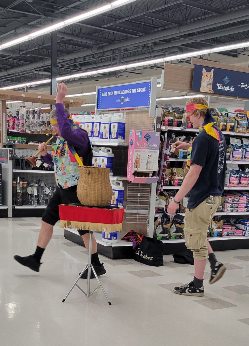 vanderwalmagic's tweet photo. Today we had a little magic and fun at the store huddle in the Jenison Meijer.  Lena the Rising Cobra made an appearance.  She loves milestone birthdays!  She got Randy on his birthday!

Photos courtesy of Cari Langlois. https://t.co/CEYV4DqHH0