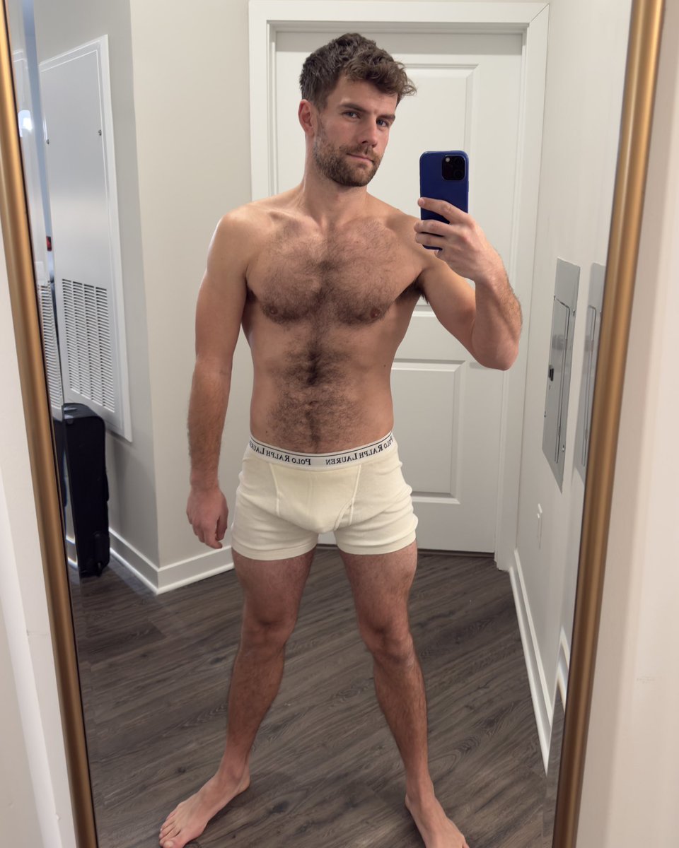 A sexy underwear selfie from OOMF, <a href="/JonRyderX/">Jon Ryder</a>! Show him some love!