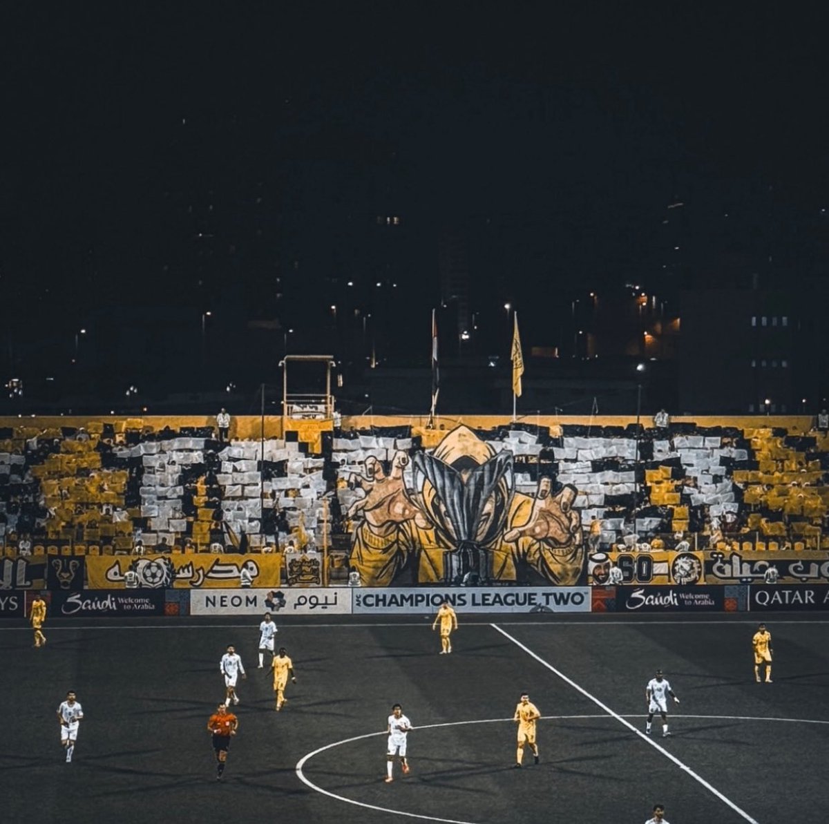 bu_ghaith553's tweet photo. من  أجل البطولة الجمهور أوفى بوعده 💛 🏆 

#الوصل
@AlWaslSC https://t.co/K2hVqSOKuN