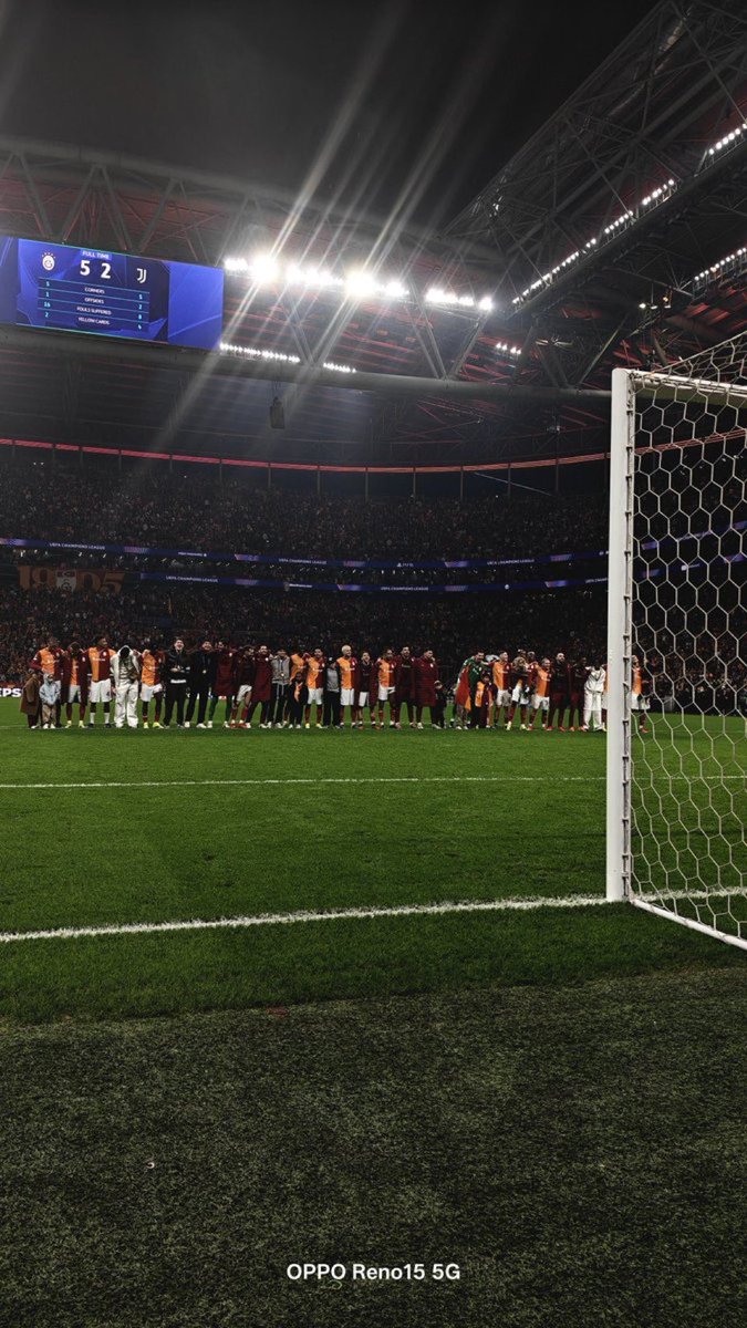 _anlclk_'s tweet photo. Şanlı Galatasaray 💛❤️ https://t.co/KWd4fqBTPQ