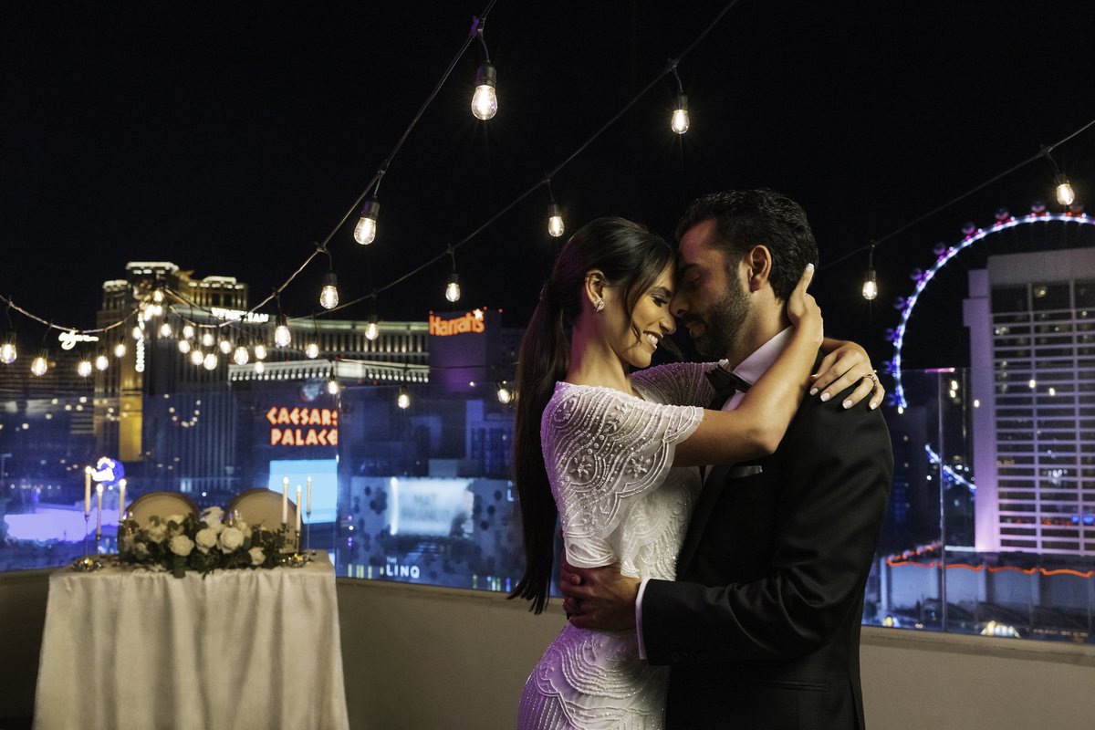 Wedding Capital of the World Offers Pop-Up Marriage License Bureau at Harry Reid International Airport

© Courtesy of Wedding Capital of the World
trazeetravel.com/wedding-capita…