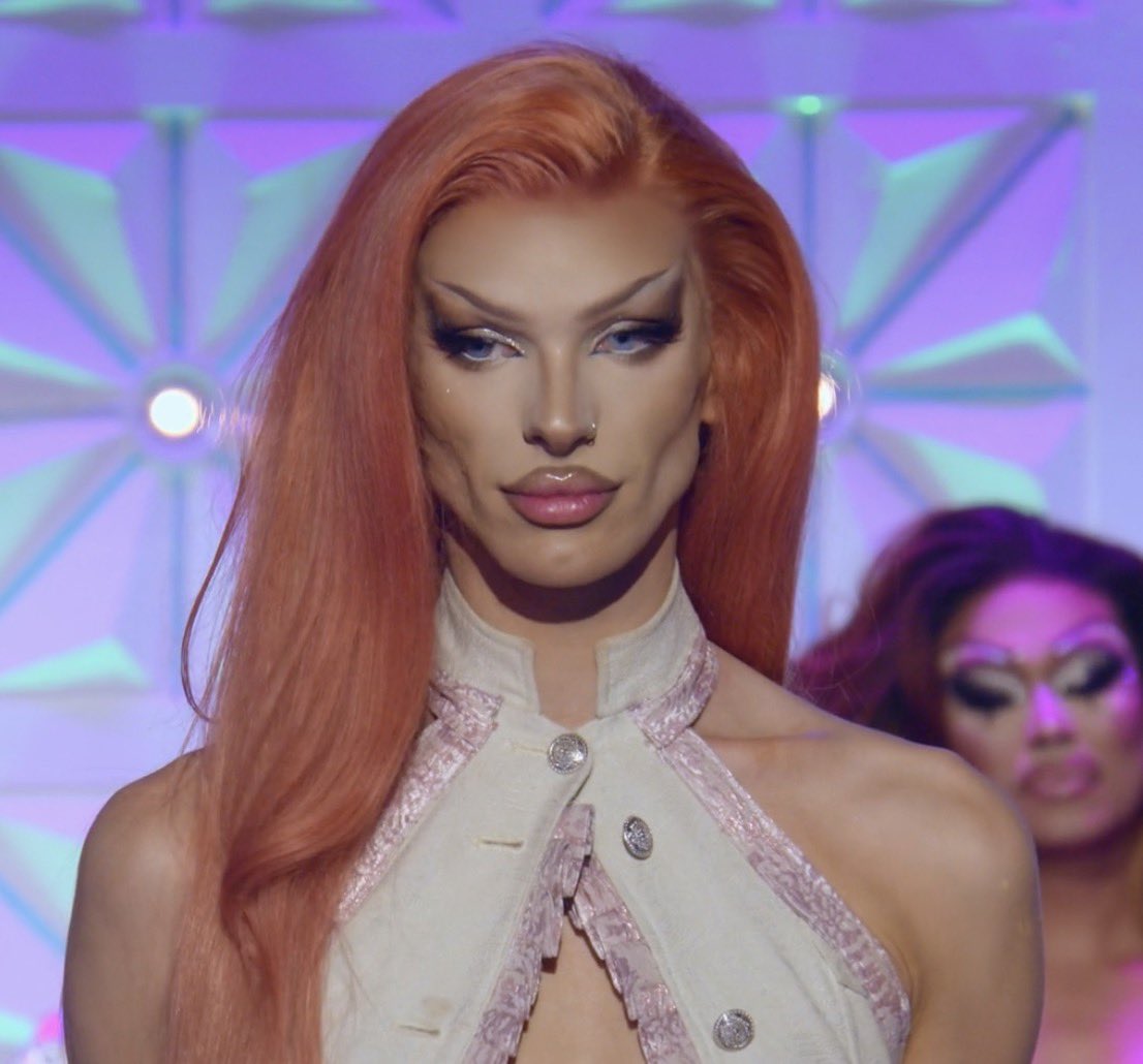 heartbroken and devastated sminty drop is going home but atleast she looked so cvnt while doing so… 🫦 #DragRaceUK