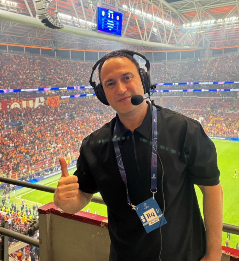 Bir daha maç falan anlatma abi sen. Ne oyuncuların ismini söyleyebiliyorsun ne anlatım yapabiliyorsun osomhon ne