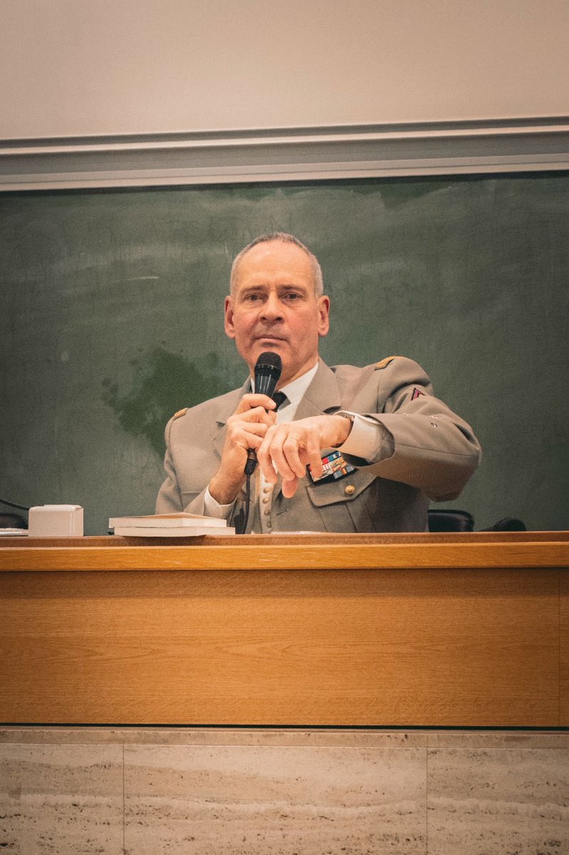 Chef d'état-major de l'armée de Terre tweet media