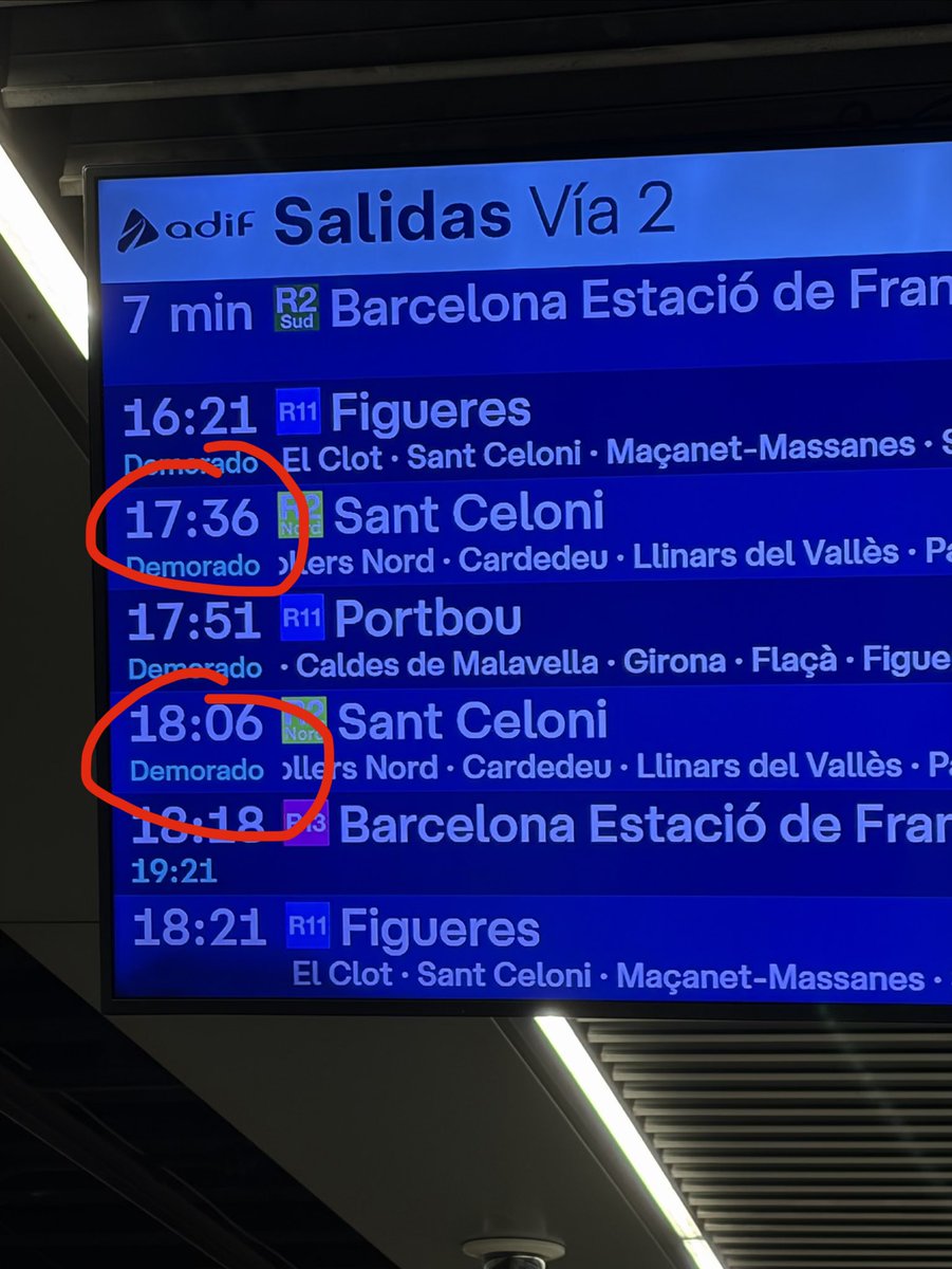 I així cada día… <a href="/rodalies/">Rodalies Catalunya</a> <a href="/AfectRodalies/">Afectats Rodalies</a> 😡😡😡
