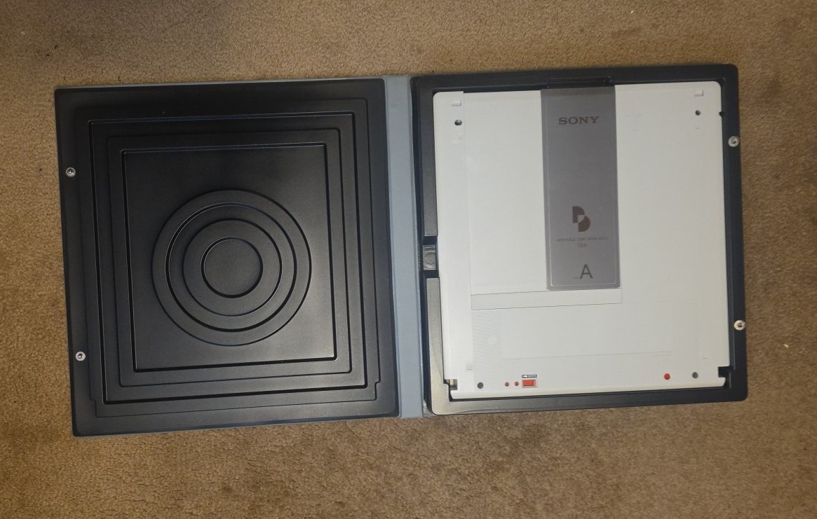 🏳️🌈 Dasos 🇺🇸🦊🇩🇪 tweet media