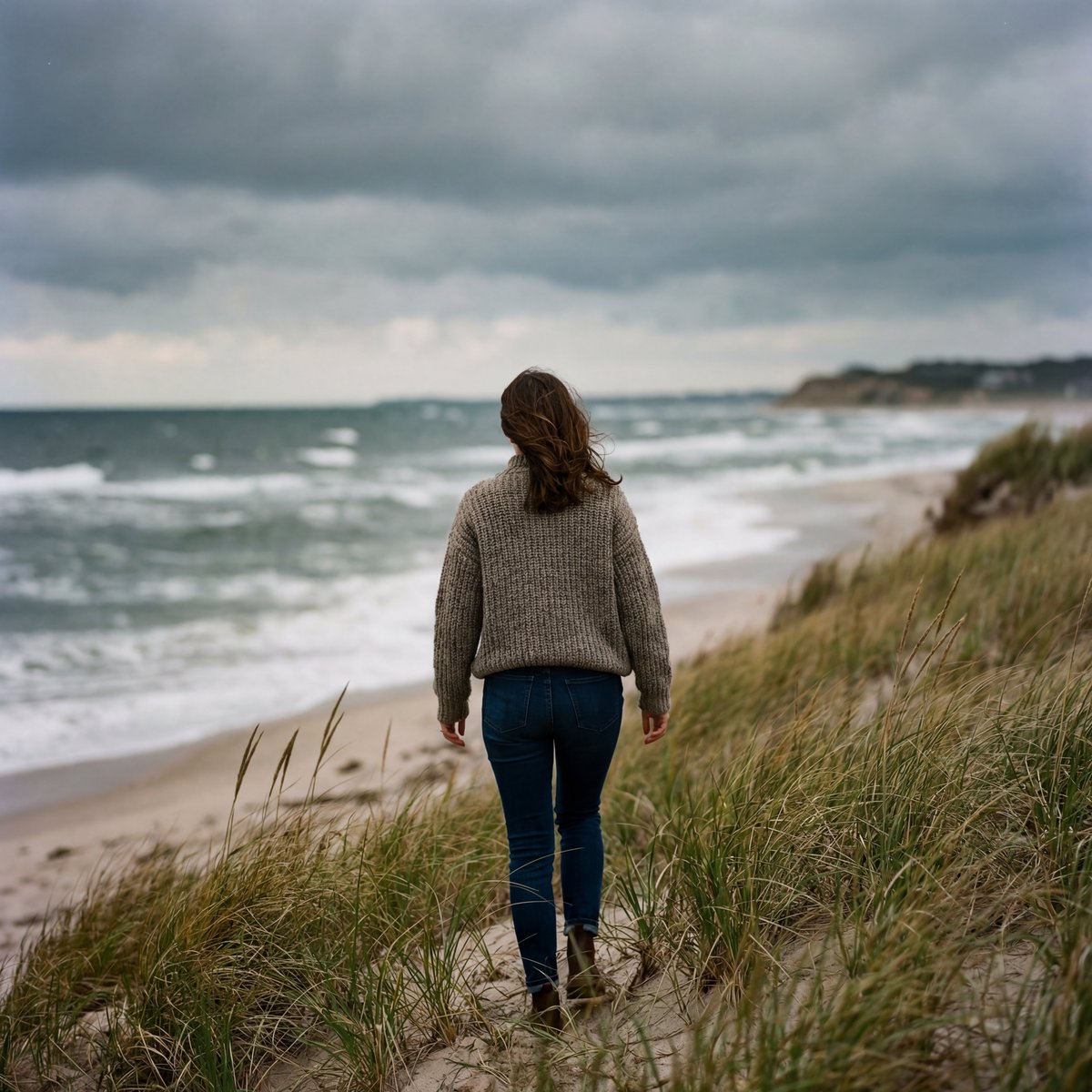 Sunset - Find what they left behind tweet media