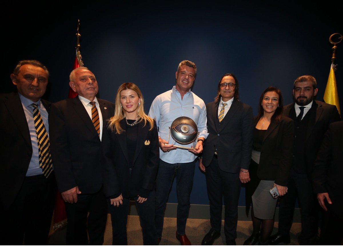 İstanbul Fenerbahçeliler Derneği tweet media