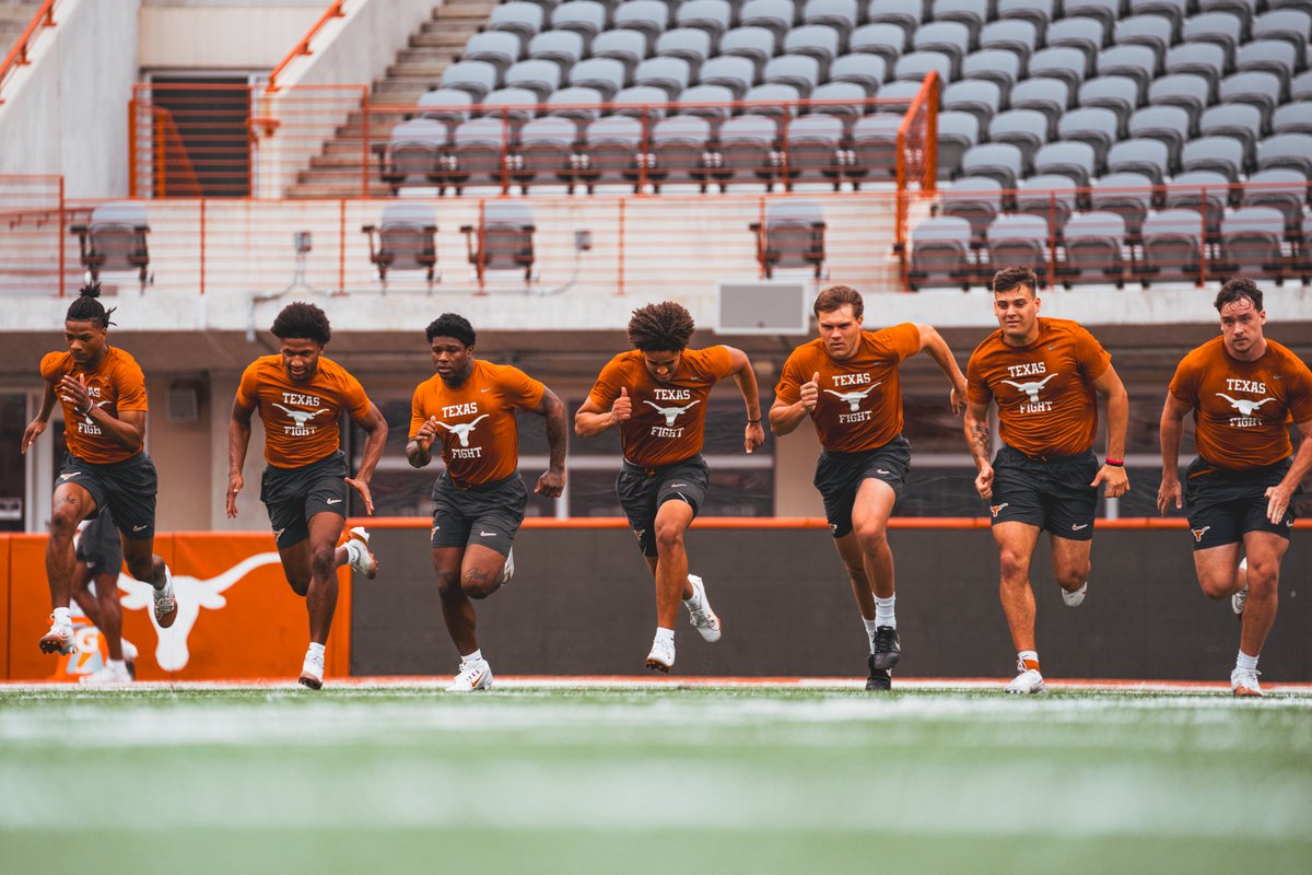 Texas Football tweet media