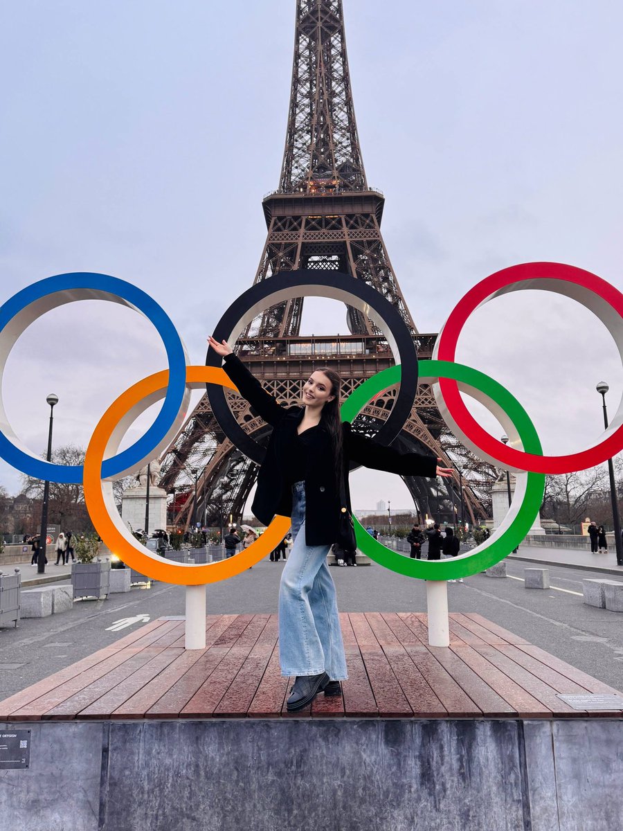 good luck to all the ladies today 🍀🤍