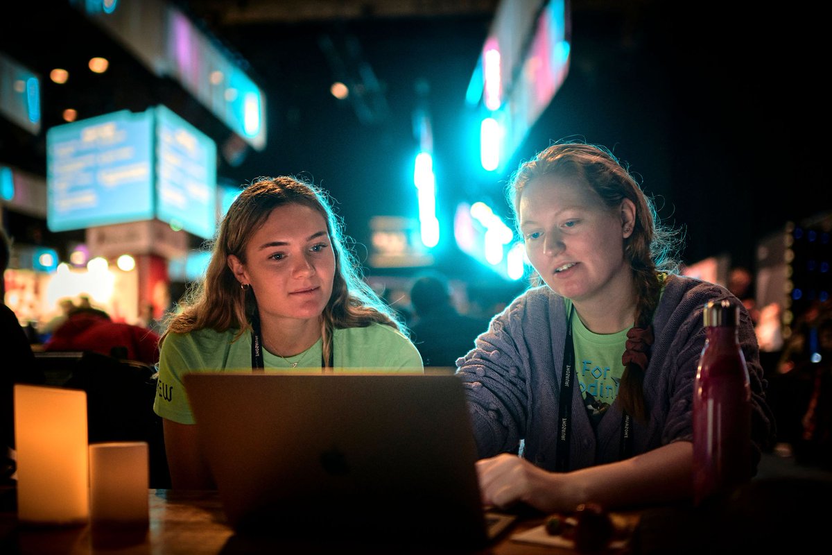 JavaZone tweet media