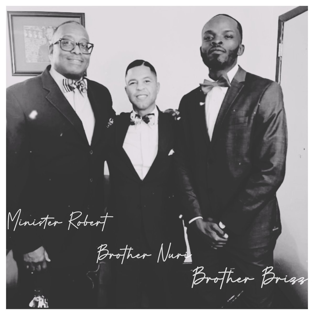 RealBrizz2's tweet photo. Minster Robert Muhammad, Brother Nuri Muhammad, Brother Brizz X.. I shaved beard that same night. As Salaam Alaikum.
#BlackHistoryMonth
#NationBusiness https://t.co/4Kf4cQKhL9