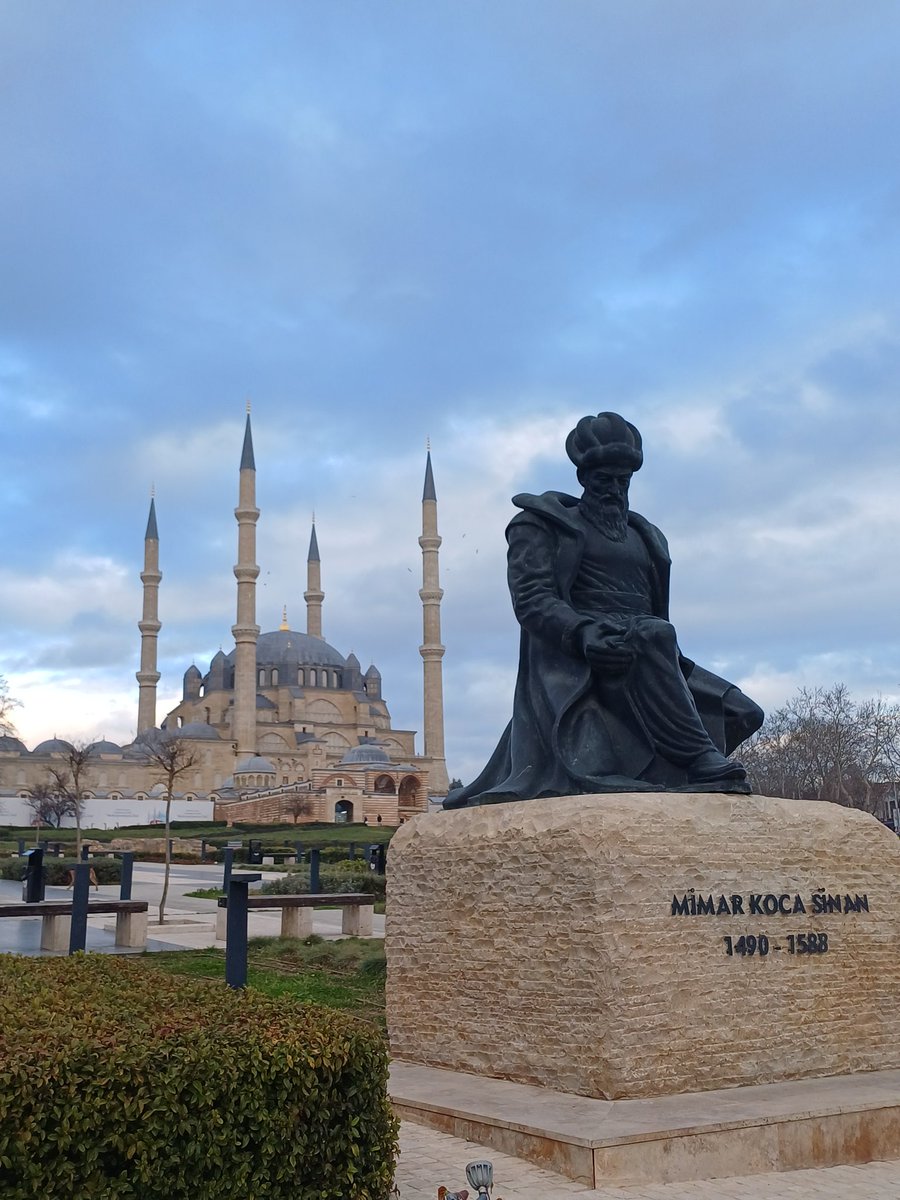 agdimu's tweet photo. "İslam, Korkakların Değil Cesur ve Atılgan Müslümanların Omuzlarında Yükselecektir."
Edirne Kampımızdaki Geziden Kalanlar📷
#milligorus #milligorusmedeniyettir #4fakulte #AGD https://t.co/wHsCwOa2jQ