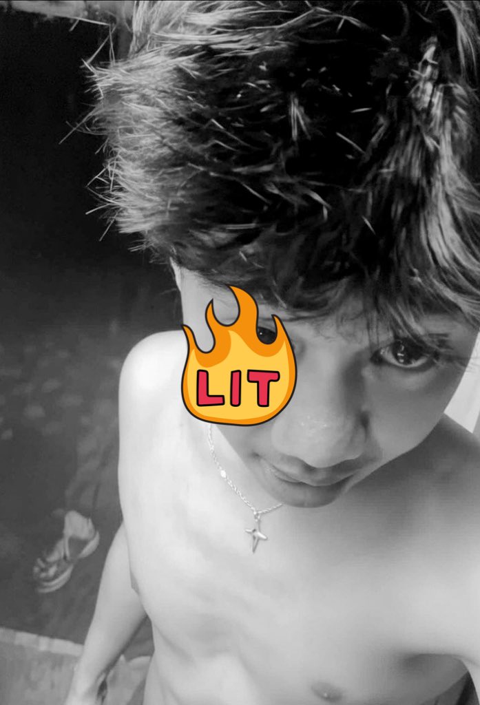 Arr tweet media