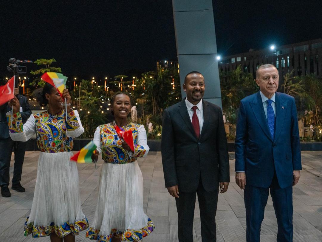 AbiyAhmedAli's tweet photo. Strengthening the diplomatic ties between Ethiopia and Türkiye over a wonderful dinner. To our shared future! https://t.co/gFRLTB5IHV