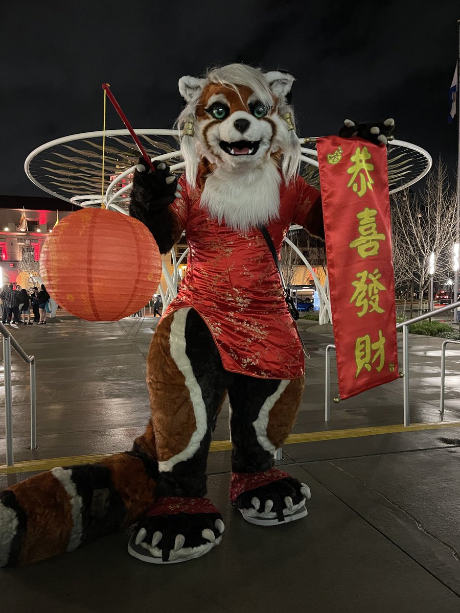 RedPandaAvery's tweet photo. Happy New Year everybody! I think there should be a red panda zodiac.

#CNY2026 #LunarNewYear https://t.co/HO7FfNCRjl