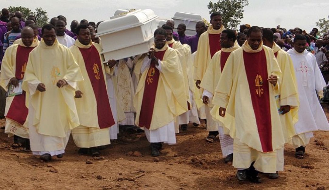 𝐀𝐮𝐠𝐮𝐬𝐭𝐢𝐧𝐞 𝐌𝐚𝐫𝐢𝐨 tweet media