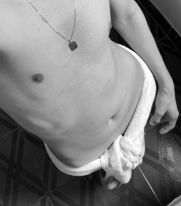 Alguém podia me presentear com um pix 🥵