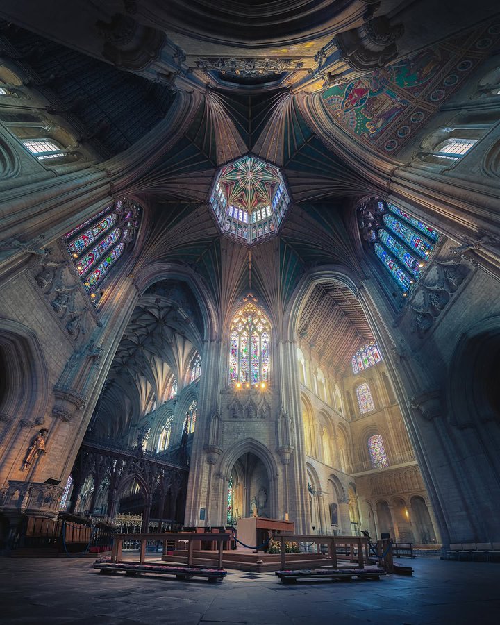 "Music is liquid architecture; architecture is frozen music."

—Johann Wolfgang von Goethe