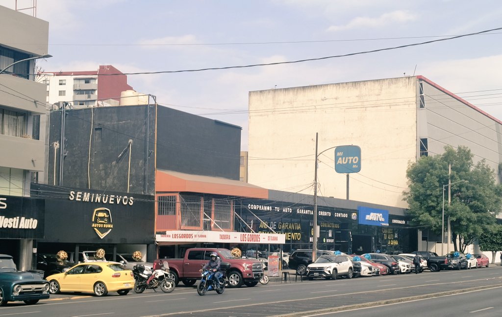 mauriciopg2020's tweet photo. @robertoah @Nissan @Nissan_mx @LaSEMOVI @SSC_CDMX @OVIALCDMX El tráfico genera contaminación, la ineptitud de la policía y el valemadrismo de empresas como está y de particulares nos afectan a todos
Yo llevo meses denunciando el Lote en Av universidad 631 y se hacen pendejos 

La @FiscaliaCDMX en Av Coyoacán col xoco otro ejemplo grave https://t.co/mSa7ugyggW