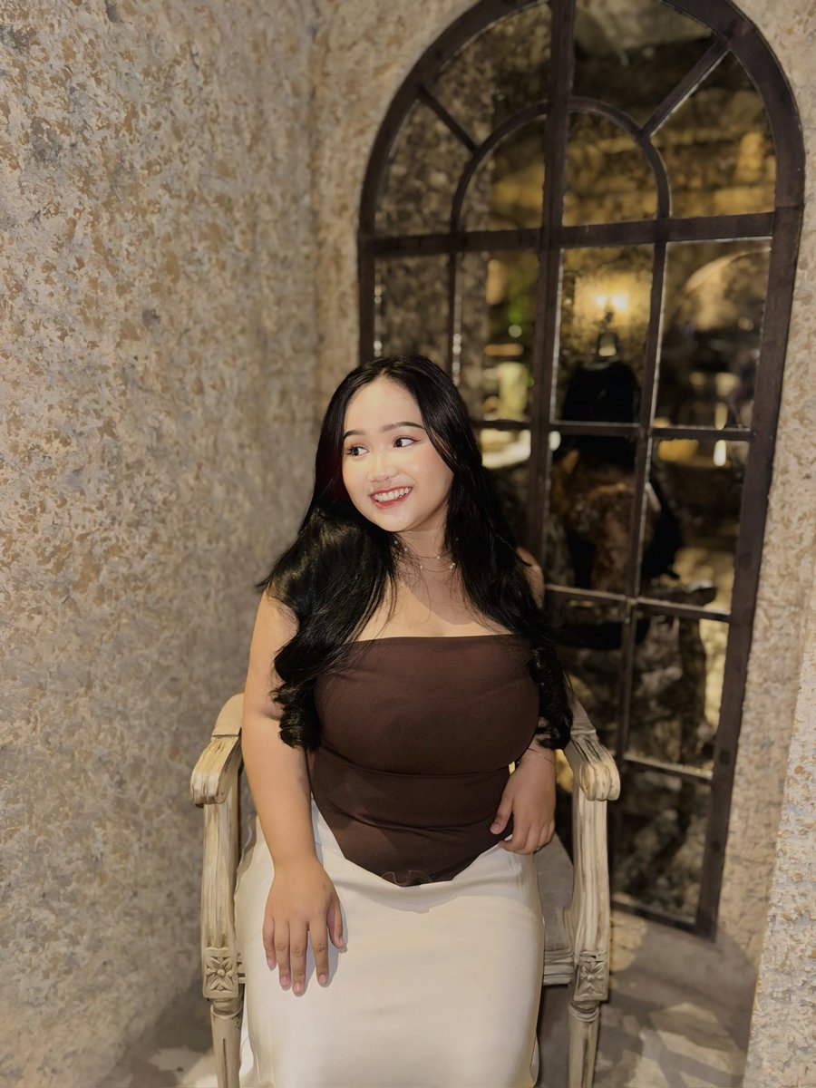 randomdep's tweet image. Akulah baddie yg tidak suka rokok dan alkohol itu🤪