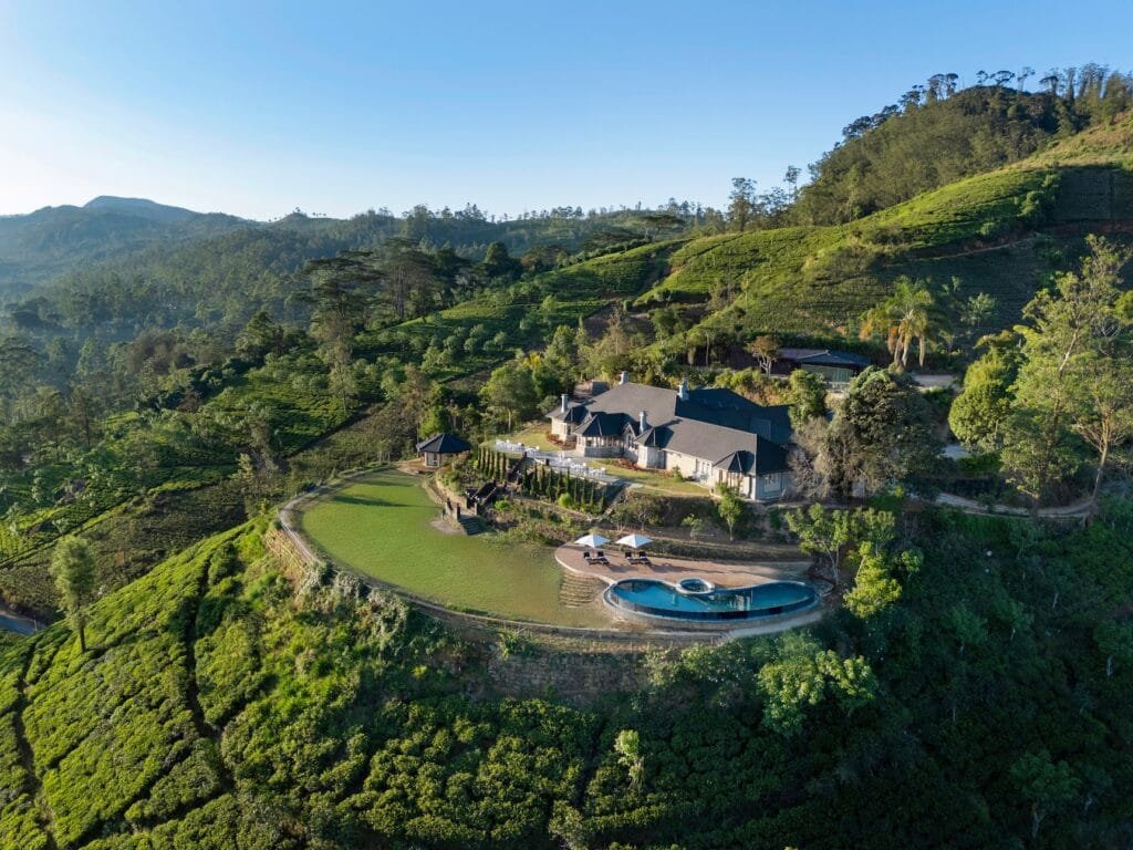 EmojiAdventurer's tweet photo. Junior Family Travel: We Explore Luxury Boutique Hotels in Sri Lanka https://t.co/7CTXVdicrB @TravWriters @UgaResorts @RousInDaHouse @juniormag https://t.co/bWLykaJp1F