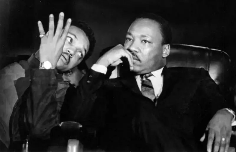 ChetanKathi's tweet photo. Jesse Jackson
The Martin Luther King protege who helped reshape America.... A leader who marched with Martin Luther King Jr in the 1960s...
He worked to improve the lives of African-Americans, and became a national force during his two White House campaigns https://t.co/bIt1L1mE8w
