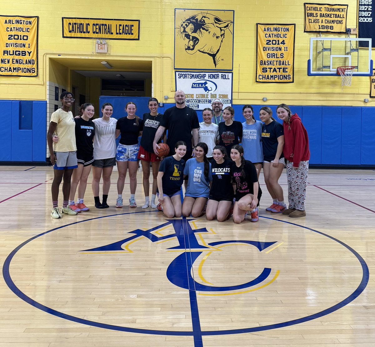 Arlington Catholic Girls Basketball tweet media