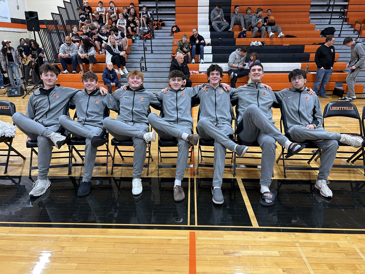 🏀LHS Basketball🏀 tweet media