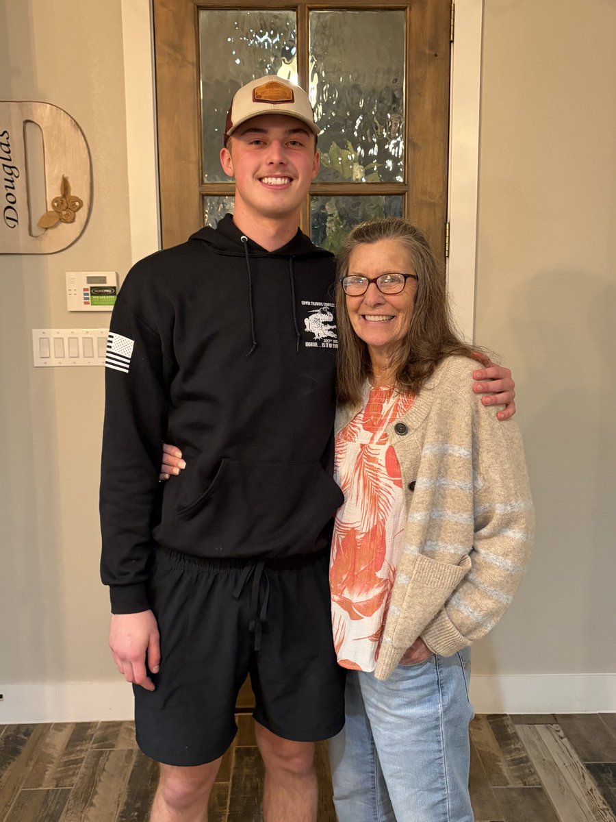 Sara batton tweet media