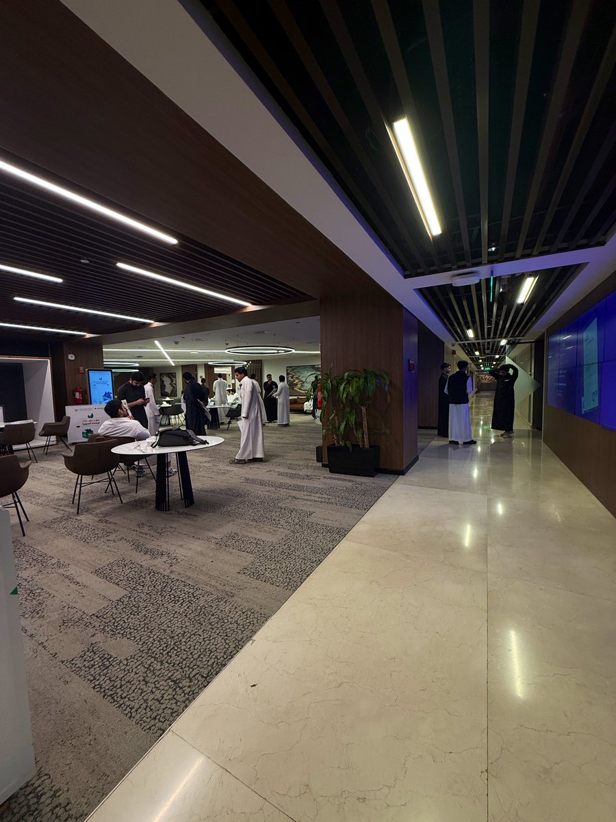 Human | #نسّق_رؤيتك tweet media