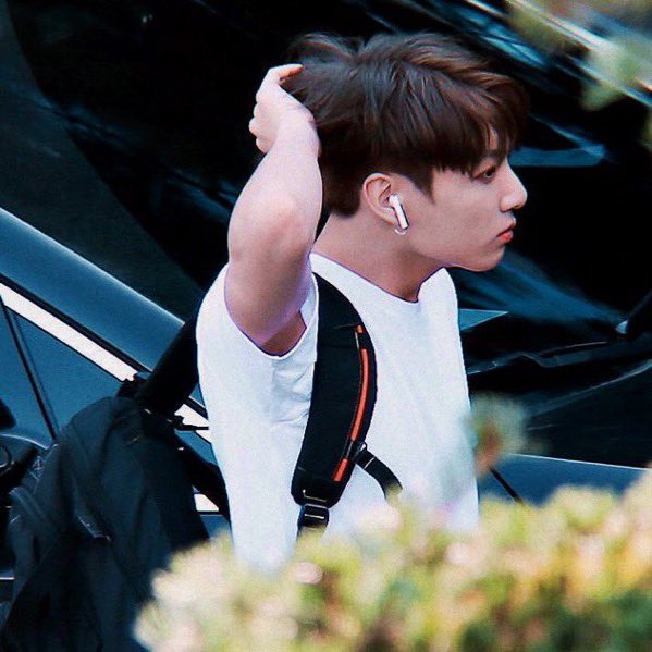 JEONKH_'s tweet photo. this jungkook🤍. https://t.co/F9Ja49EJLp