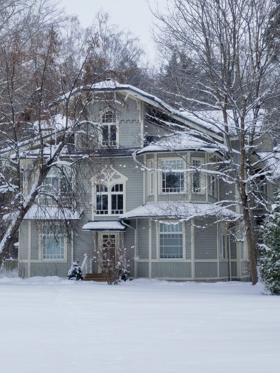 анна войзеш tweet media