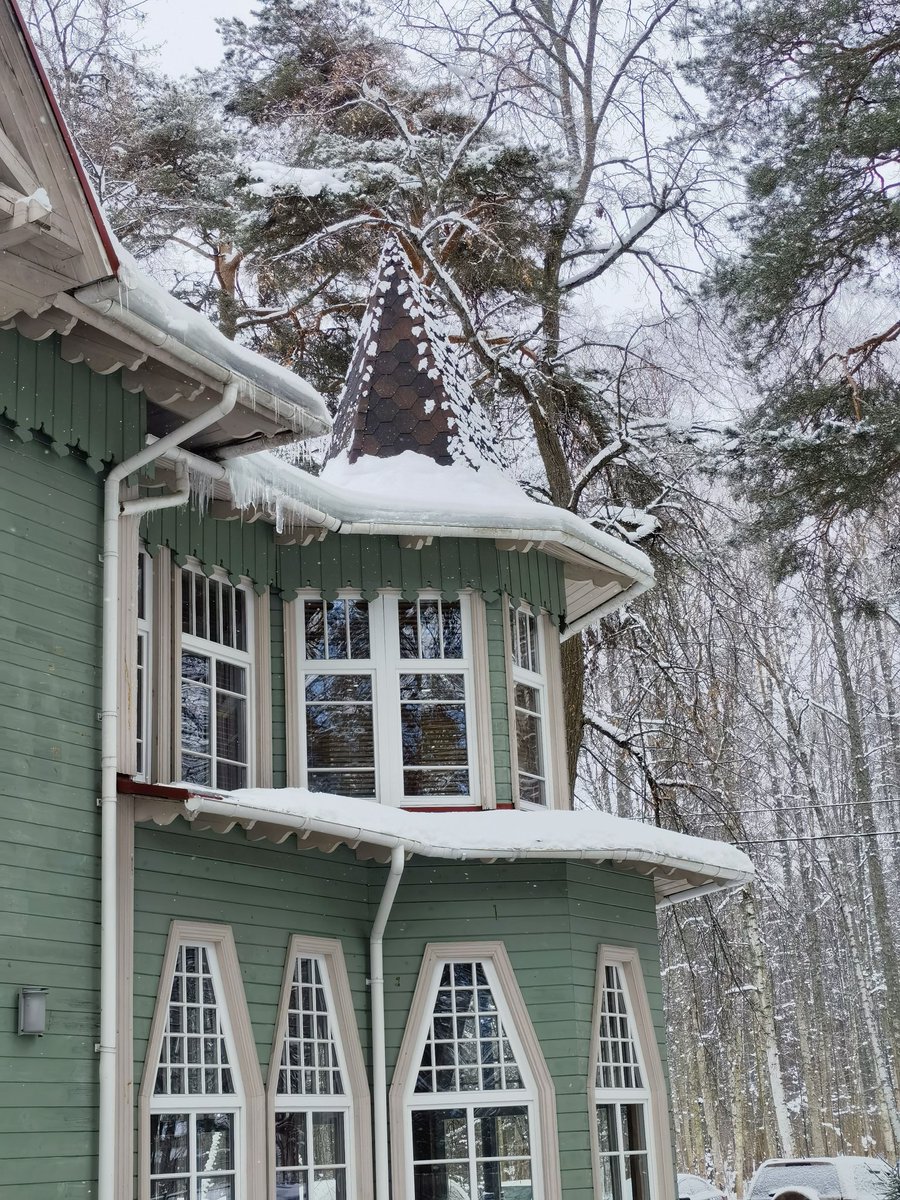 анна войзеш tweet media