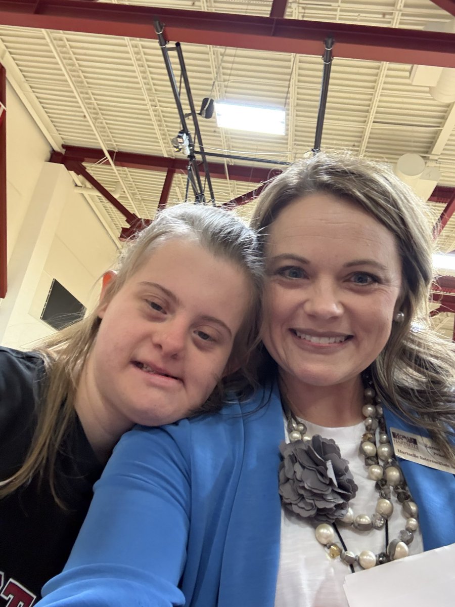 HartselleIntermediate tweet media