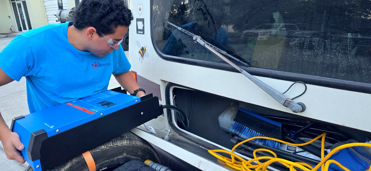 Installed a Multiplus II into a small energy system for a van. Learn more about this install in an upcoming blog post. For more information on the Multiplus II we used, click the link here: emarineinc.com/products/multi…

#victronenergy #installation #rvpowersystem #offgridliving