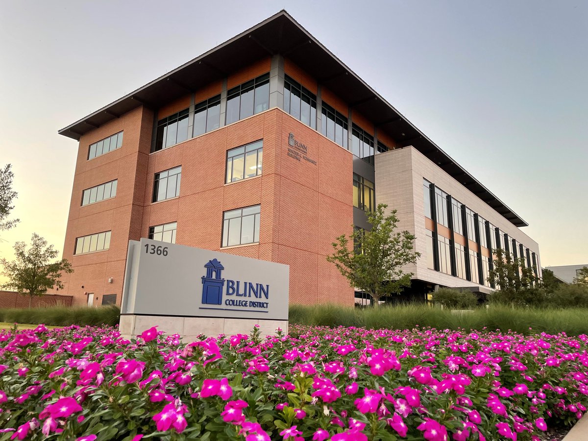 BlinnCollege's tweet image. Is #Blinn in your future? Make sure you check out all your #financialaid options! Scholarships, loans, grants, and work-study can help make pursuing your education more affordable. Learn more:  blinn.edu/financial-aid/…
