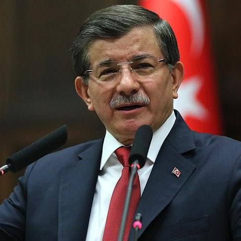 Ahmet Davutoğlu:
" Maddi sıkıntılar yaşıyorum,Eski başbakan dönemimdeki gibi değilim. 
Bir genel başkan olarak, konuklarımı bir başbakan gibi ağırlayamıyorum."

Atıp tutuyordun, gürlüyordun, Eee şimdi nasıl olacak kime yanaşacan😀