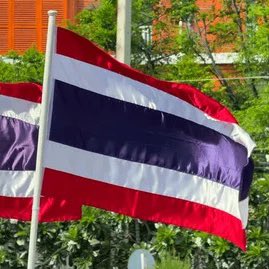 BrokeSource's tweet photo. 🇹🇭🇩🇿🇲🇦⚡️À Koh Samui, trois colons Israéliens ont été agressés dans un bar par un groupe de Français d’origine algérienne et marocaine ainsi que par le personnel de sécurité de l’établissement. https://t.co/lVy3Xb6t7y