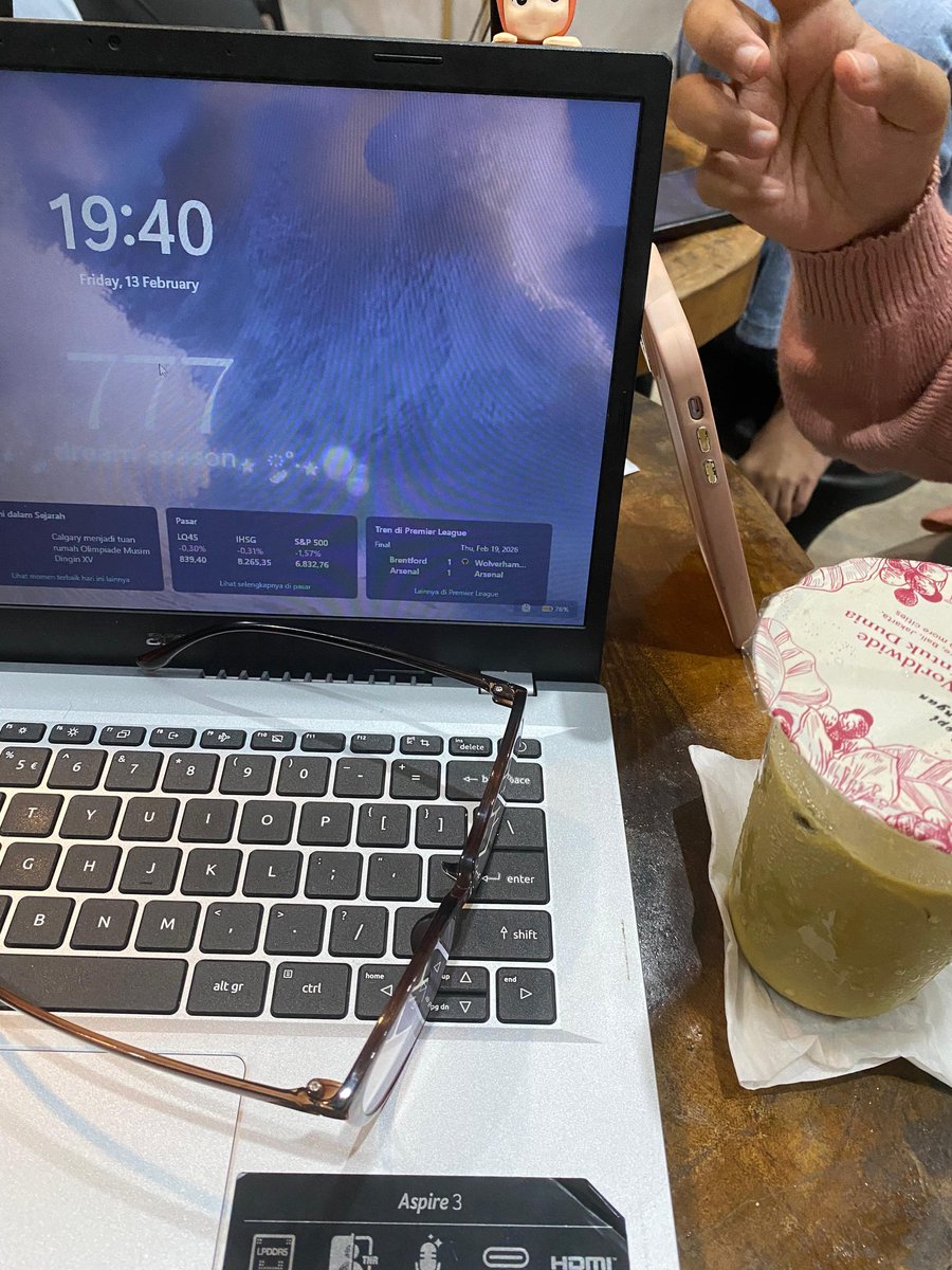 yz thiz iz uz kl niat make-up 😘